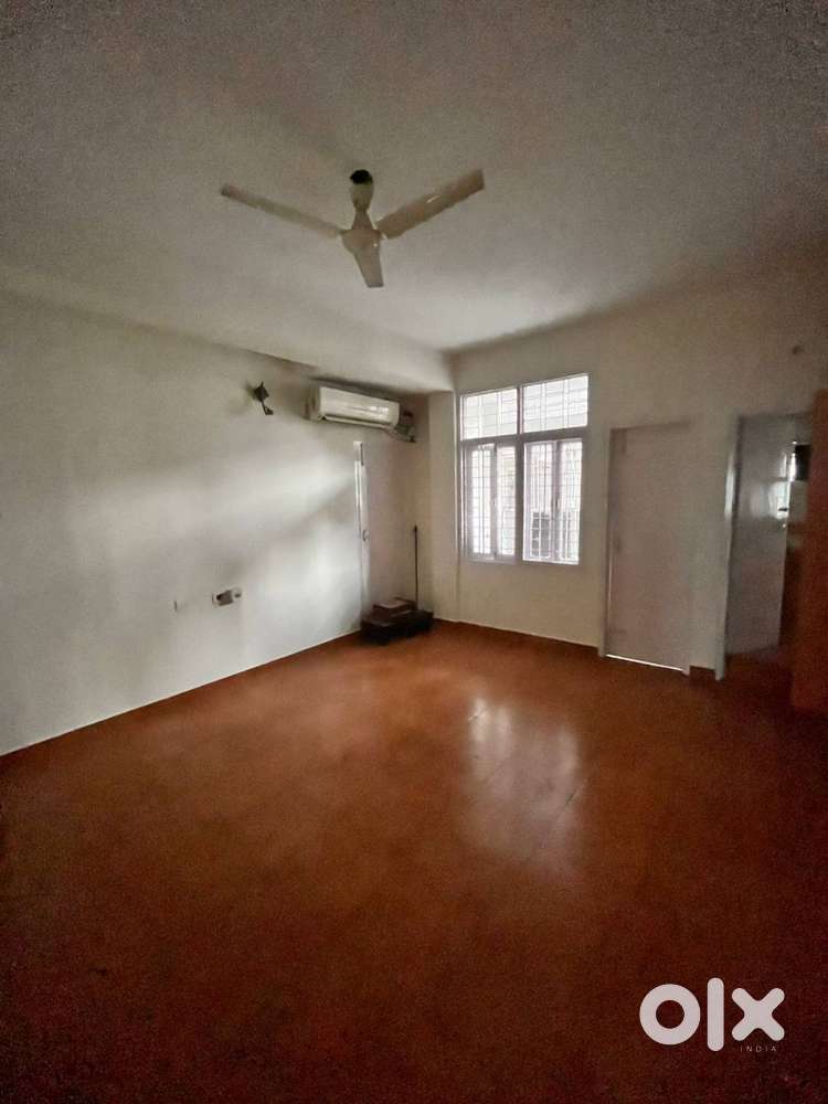 4 BHK DUPLEX SEMI FURNISHED BELTOLA
