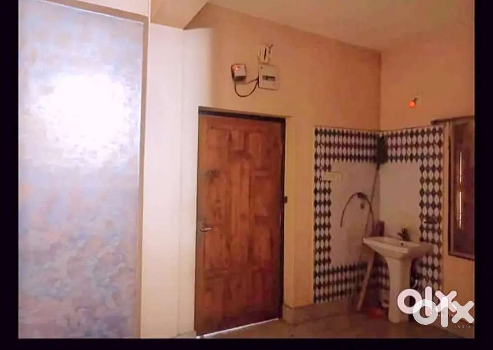 Girls independent room