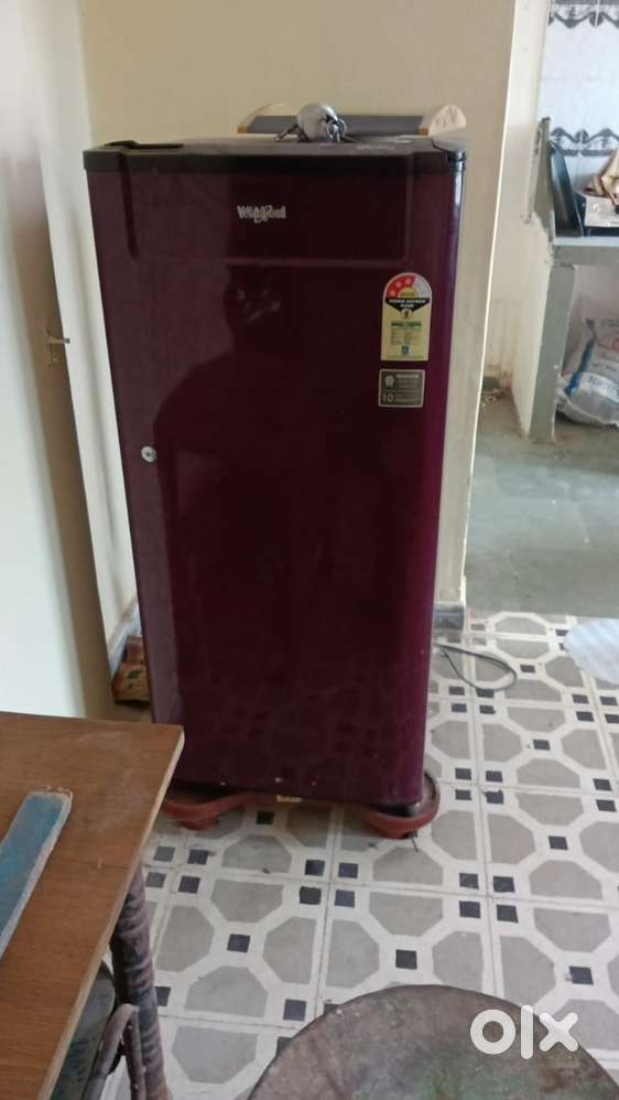 Whirlpool 200 l fridge