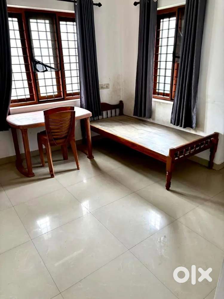 1BHK Semi Furnished Apartment - Kaloor