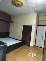 1 Single Room with bathroom attached