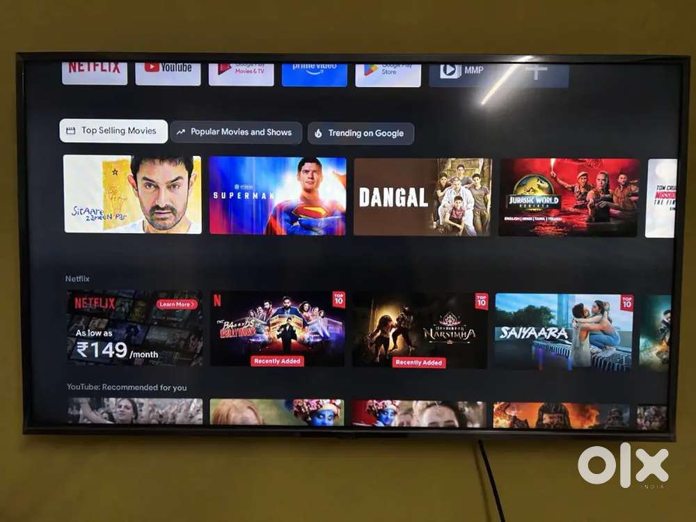 43 inch Smart TV with original Box & Remote
