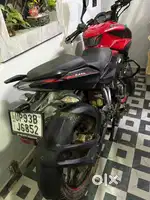Bajaj Pulsar NS160 Red color