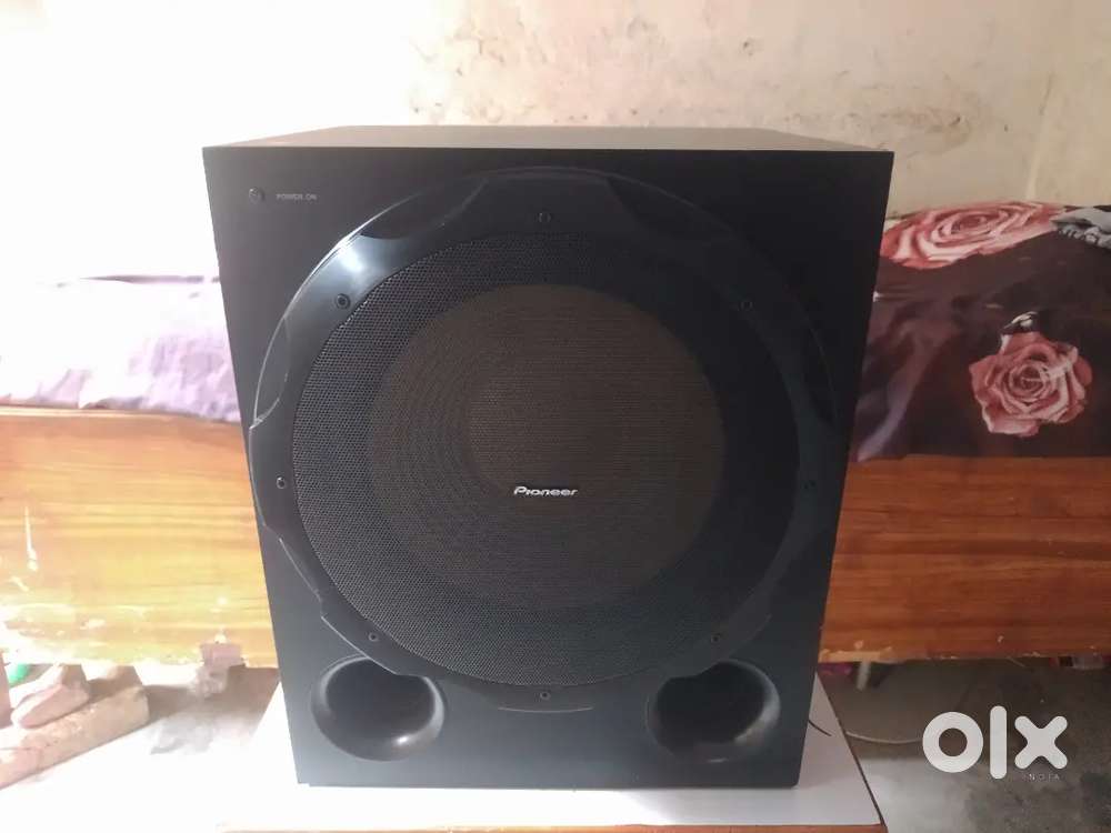 Music system only pioneer 12 Inch active woofer full working