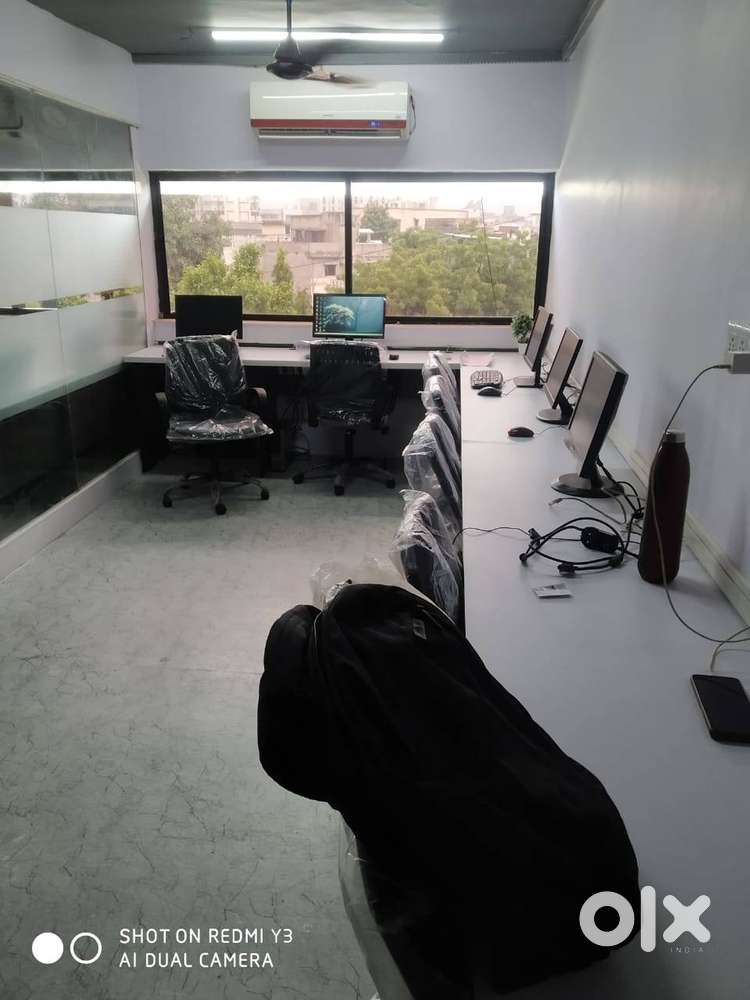 Well Furnished Office For Rent At Navrangpura