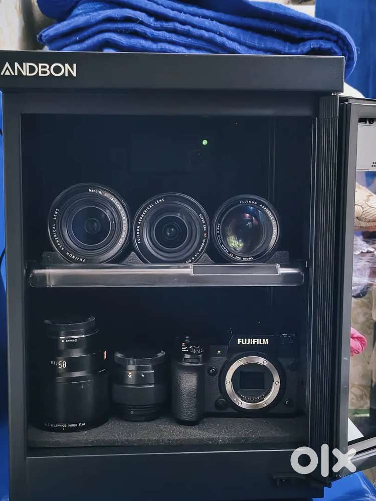 Urgent Sale: Fujifilm X-H2 & Lenses (Pristine, Dry Cabinet Kept)