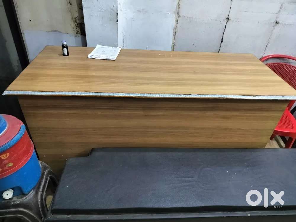 Counter for doctor or for study