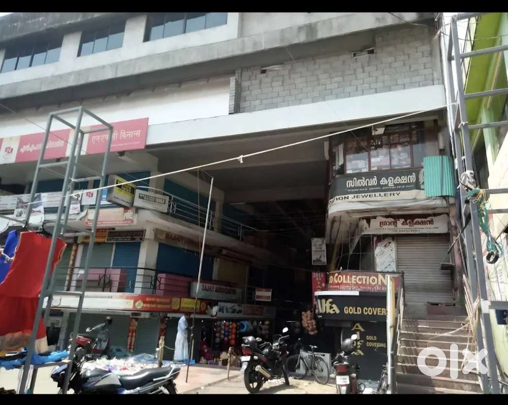 Renjus enterprices ernakulam brodway koluthara bazar