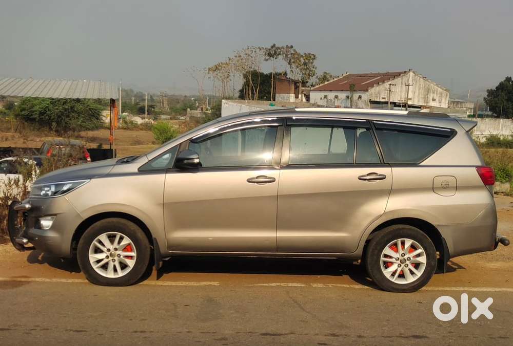 Toyota Innova Crysta 2017 Diesel shiwroom Condition