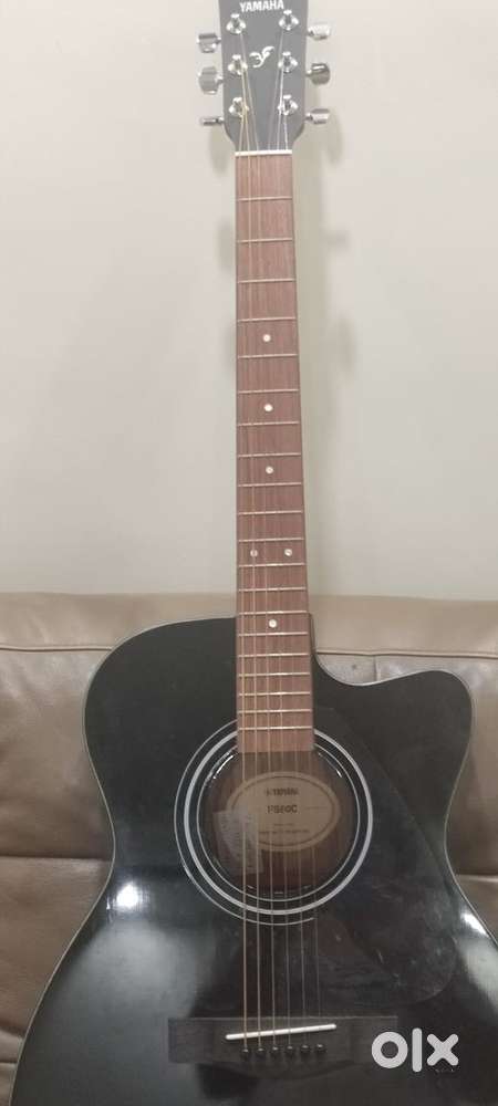 Yamaha Acostic Guitar