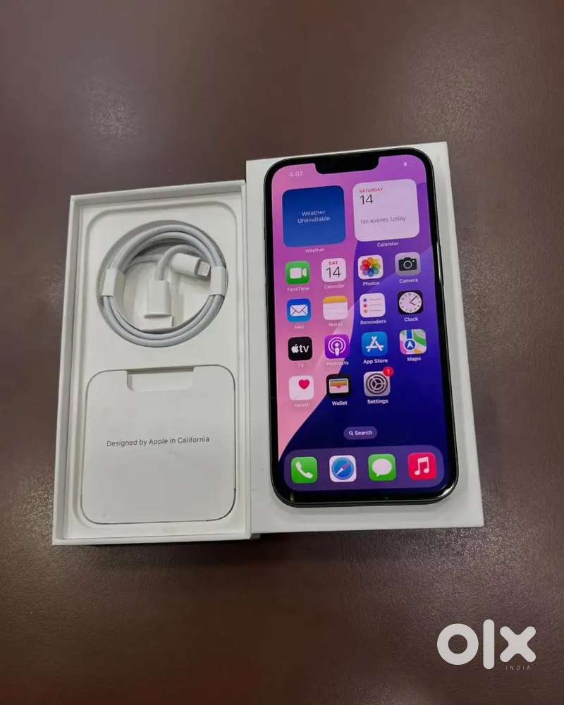 IPhone 14 128gb  8 month old  with Bill, box cable