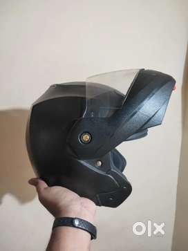 Vega Crux openable helmet.. 1 month old