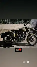 Royal Enfield classic 500 desert storm