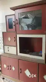 ALMIRAH ( no damage on the  wood)
