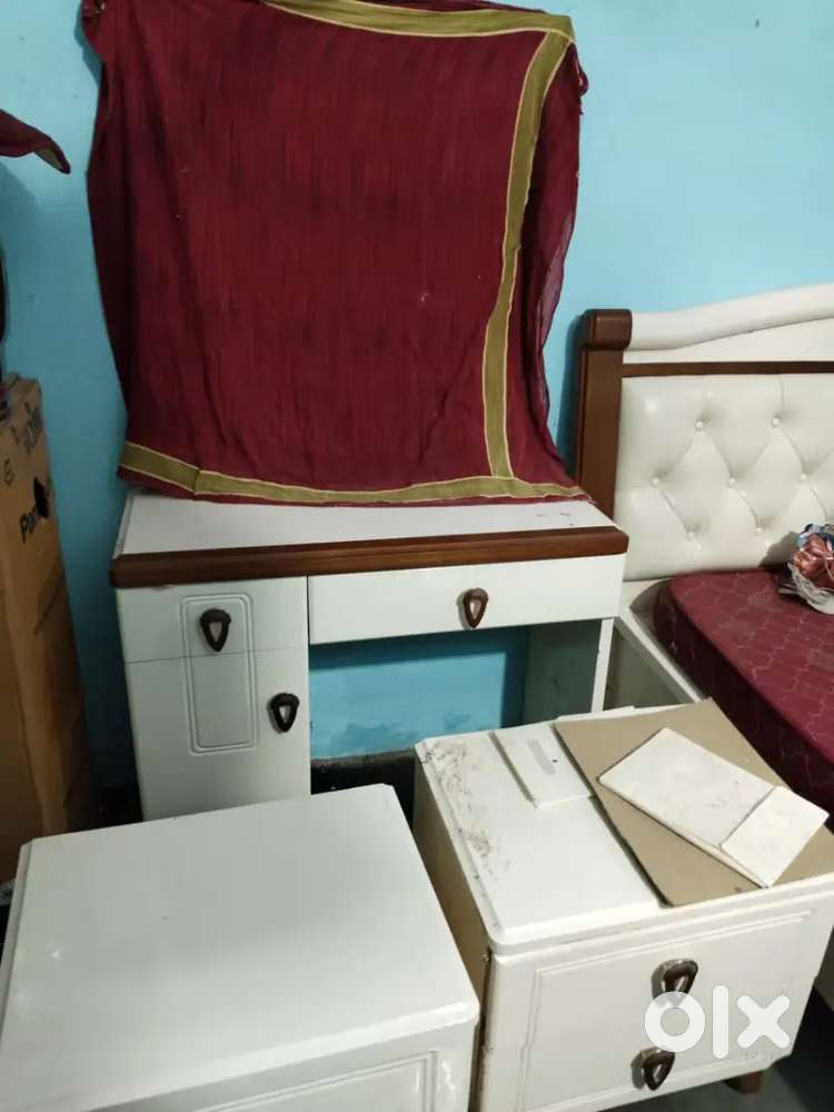 Bed room full set