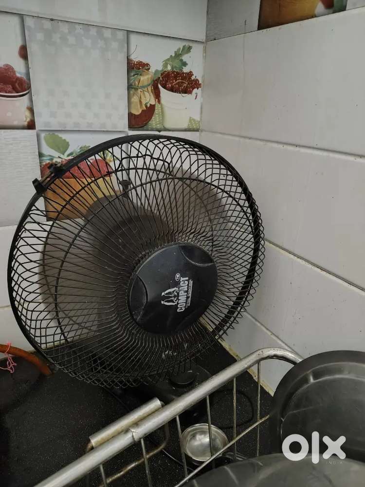 High speed Wall moving fan for sale and one kid almirah