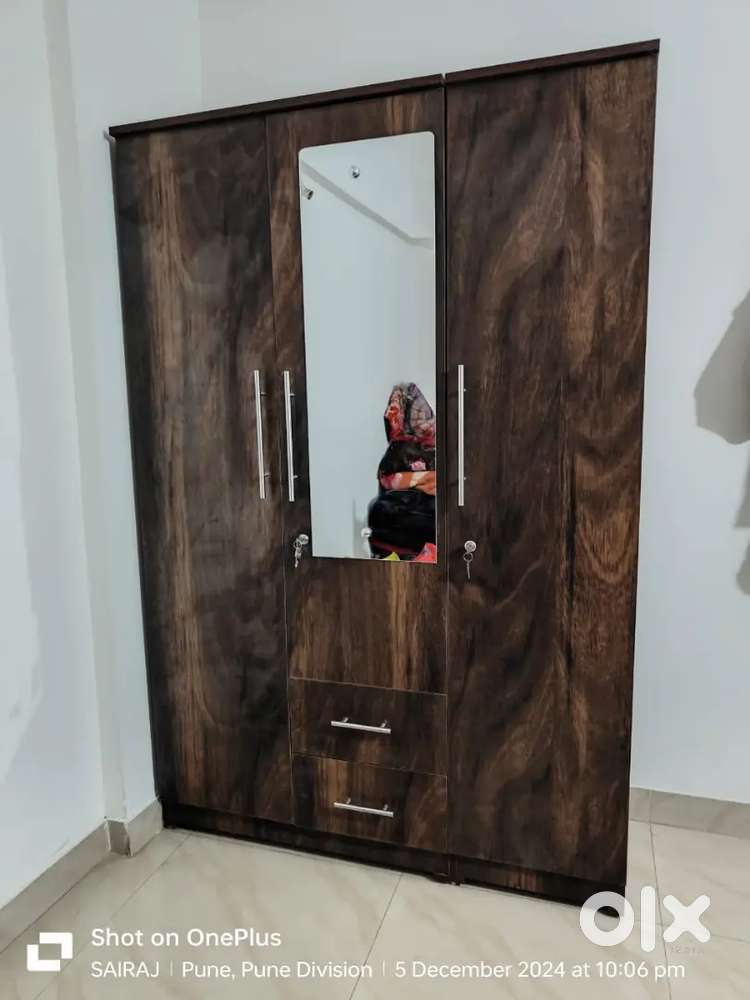 Brand New Wadrobes  Almari