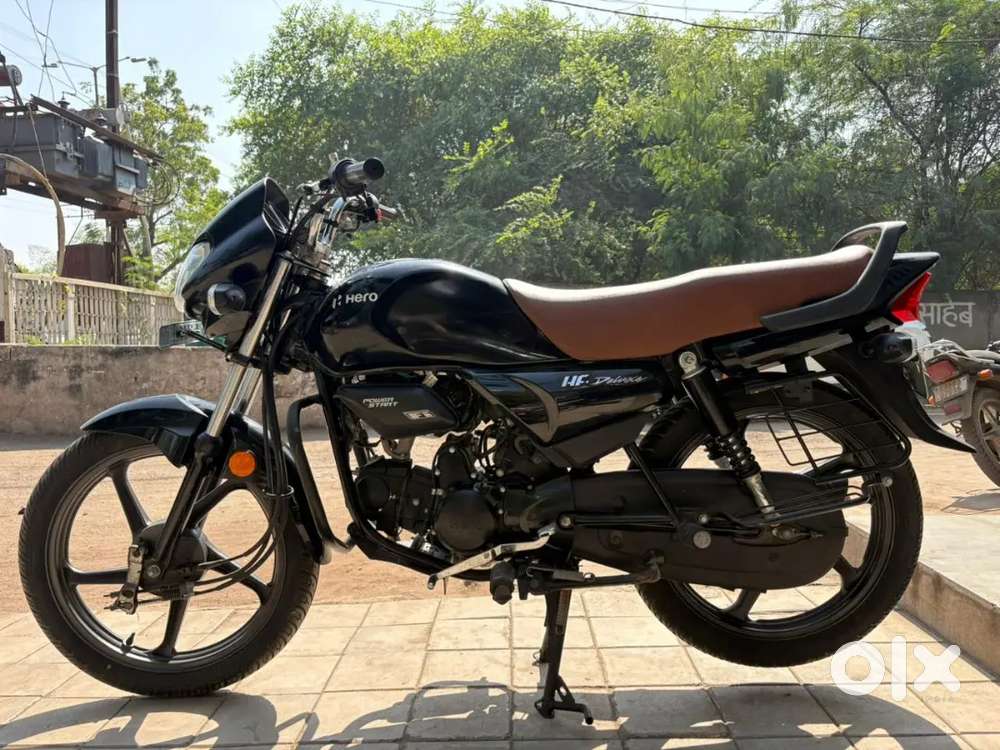 Hero HF Deluxe (2023)