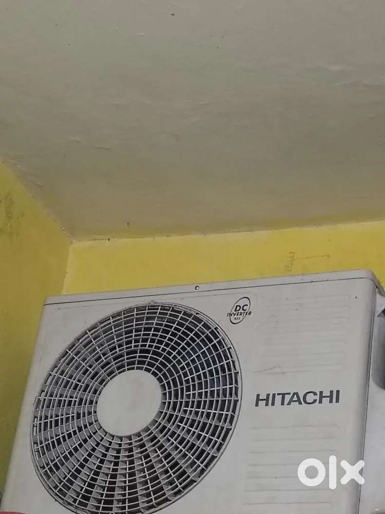 Hitachi AC