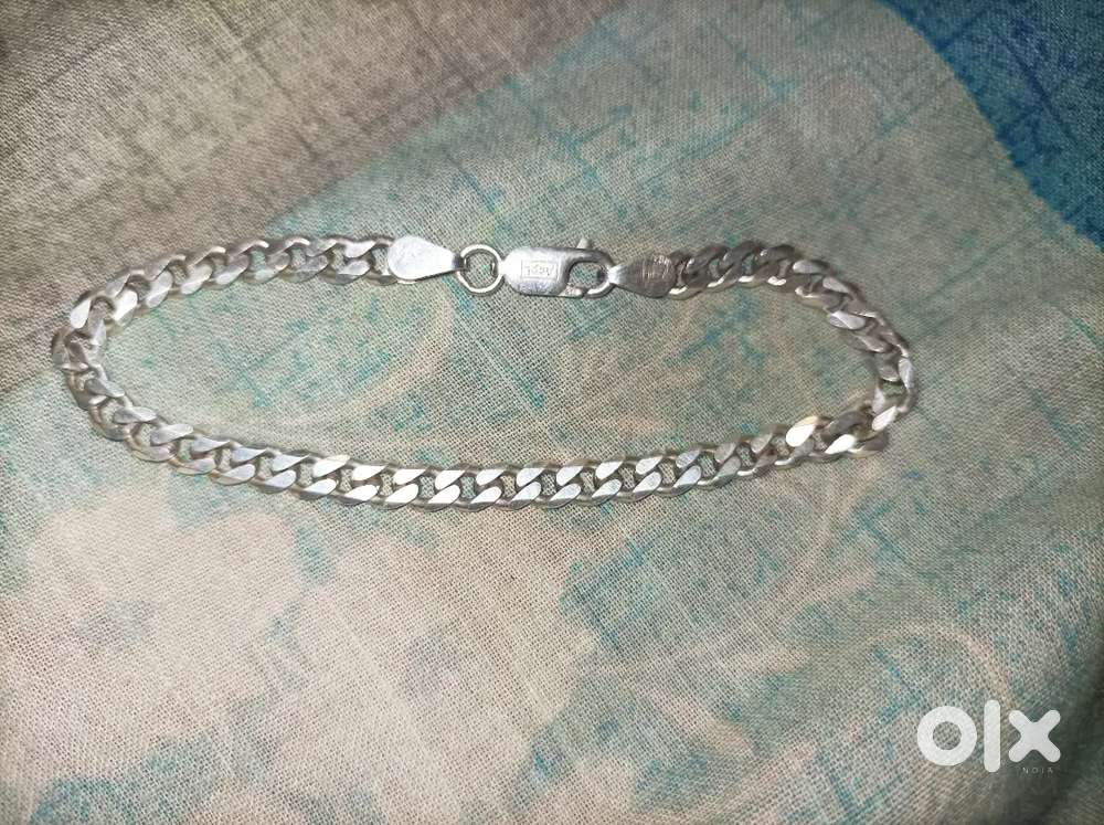 925 silver bracelet(scrap value ₹1500)