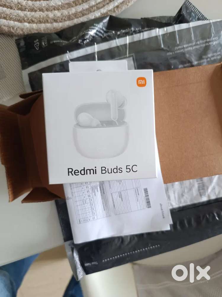 Brand new sealed Mi buds 5c