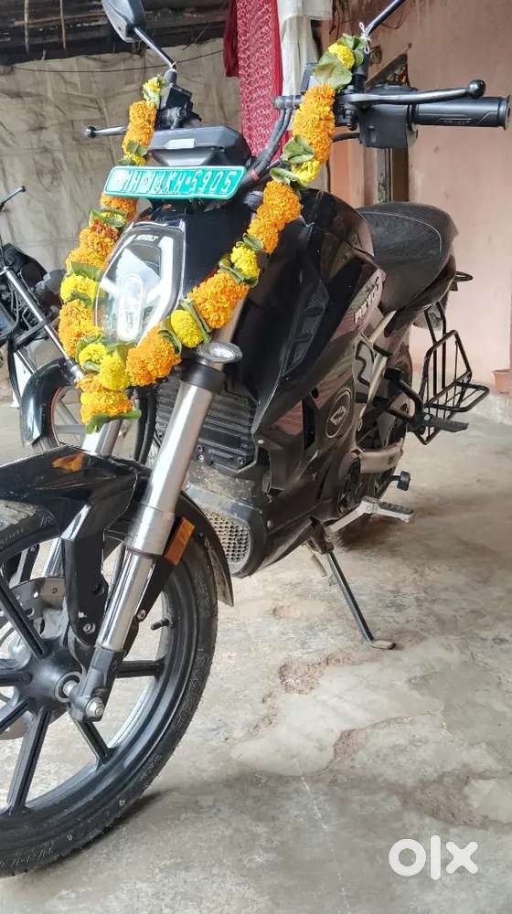 Electric bike revolt RV400 for cell