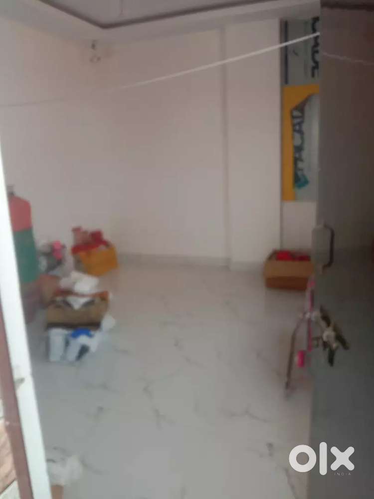 Only for girl flatmate