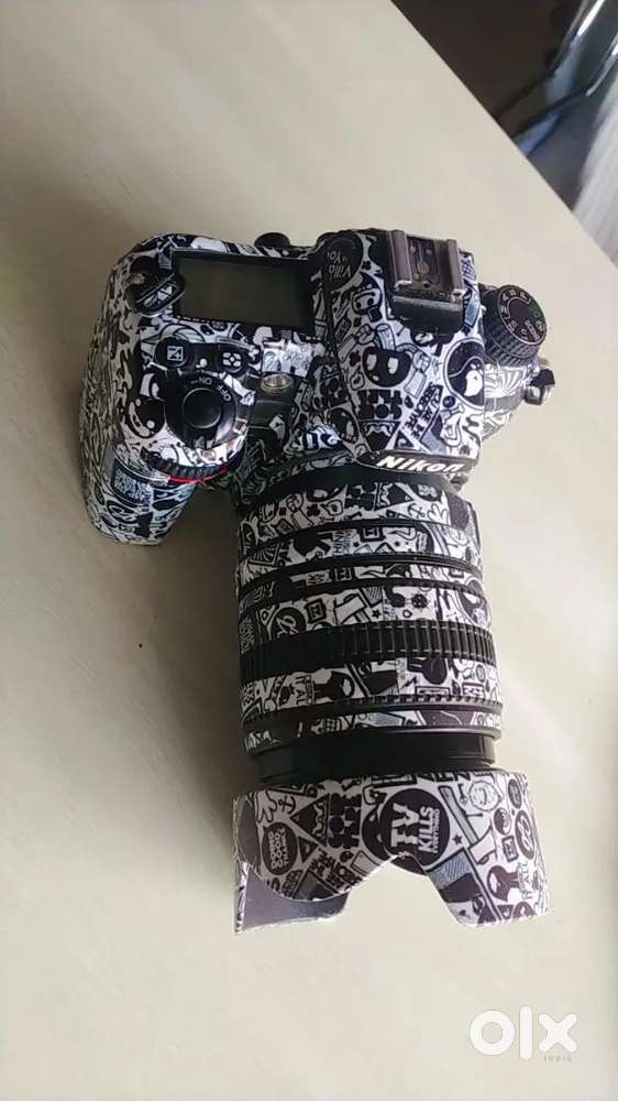 Nikon Camera 7000D Or bi