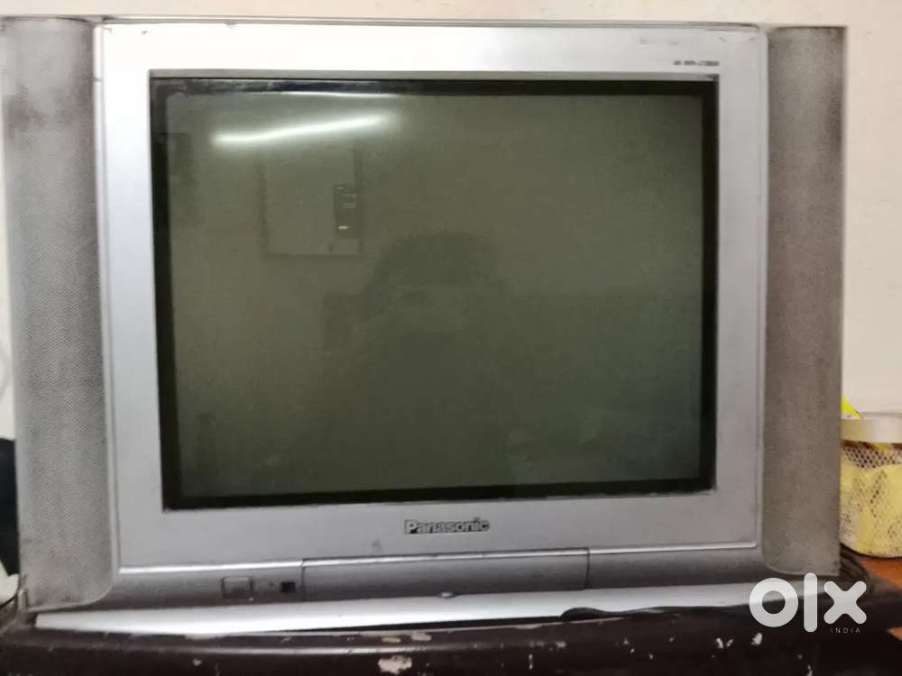 PANASONIC TELEVISION, COLOUR TELEVISION