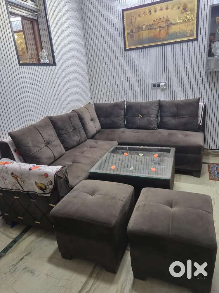 Sofa Set with table