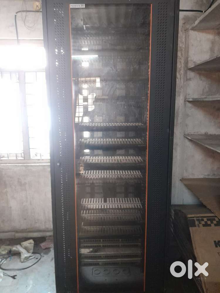 Server Rack with Heavyweight Quality