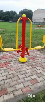 Outdoor zym bnane k liye mistri chaiye , acha paisa de denge