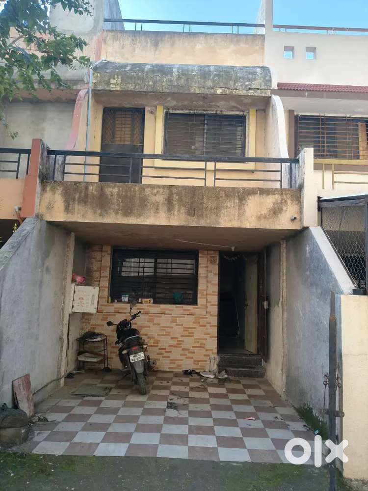 ONLY for bachelor boys 4 person 12000 deposit