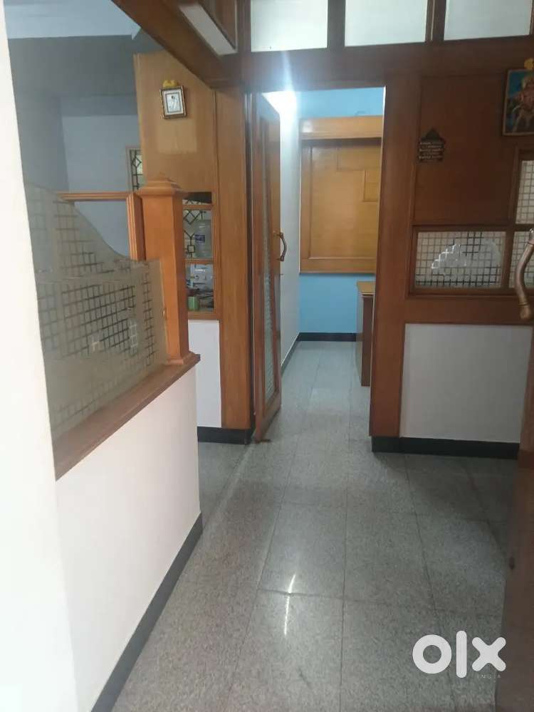 Urgent female tele caller required