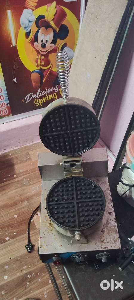 Waffle machine and deefriear
