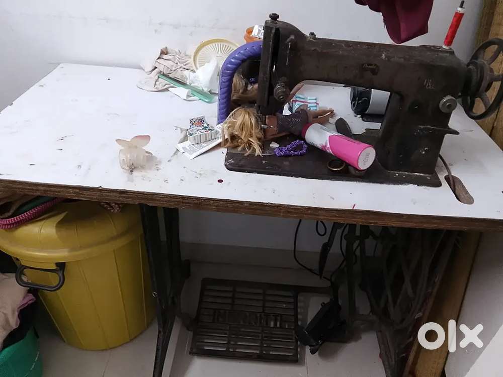 Tailor machine