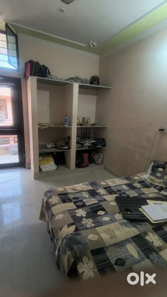 Need a room partner (student) 4500 per person