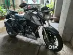 Apache RTR 200 4v