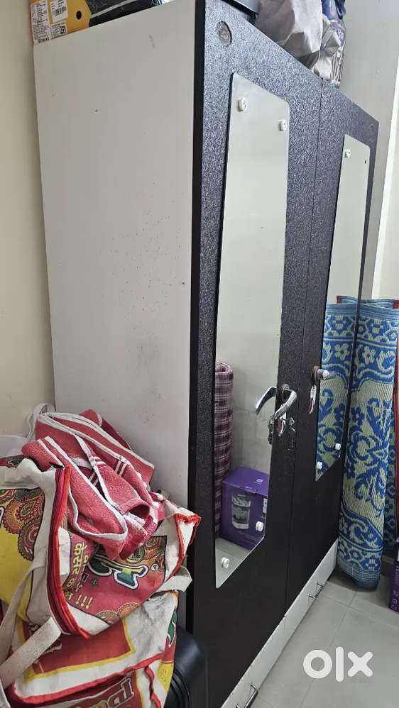 Metal Wardrobe for Sale – 4ft × 6ft