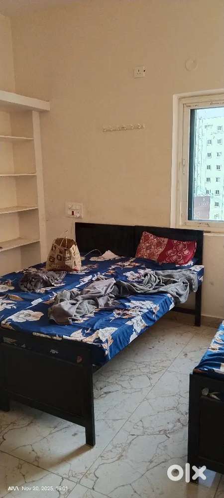 Good Running Men's women's PgHostels Sale Madhapur Gachibowli Kondapur