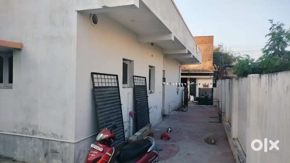 Shop and Godown for Rent