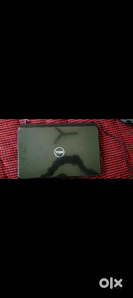 Dell laptop good condition ram 4 New SSD 256 with new charger