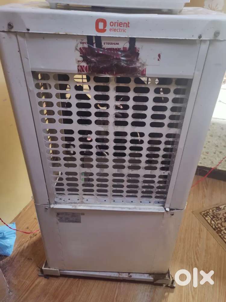 A good condition Desert Cooler for Sale at competitive price Old Delhi