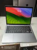 M1 Pro 2020, 8gb RAM, 256gb SSD, under warranty