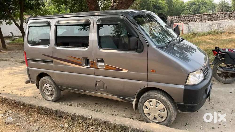 Maruti suzuki eeco cng + petrol good condition