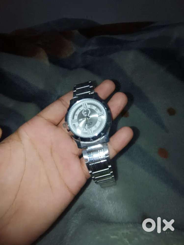 PREMIUM WATCH