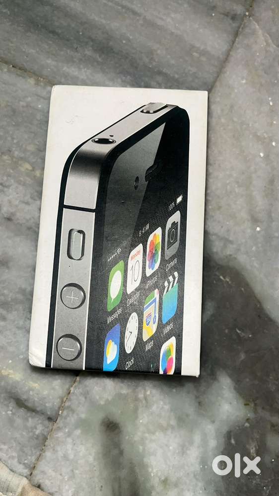 iphone 1 and iphone 4