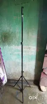 Tripod Stand