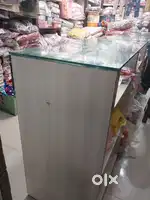 Shop counter