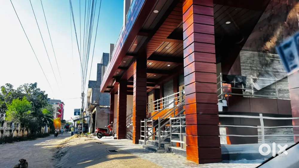 A comercial shop for sale